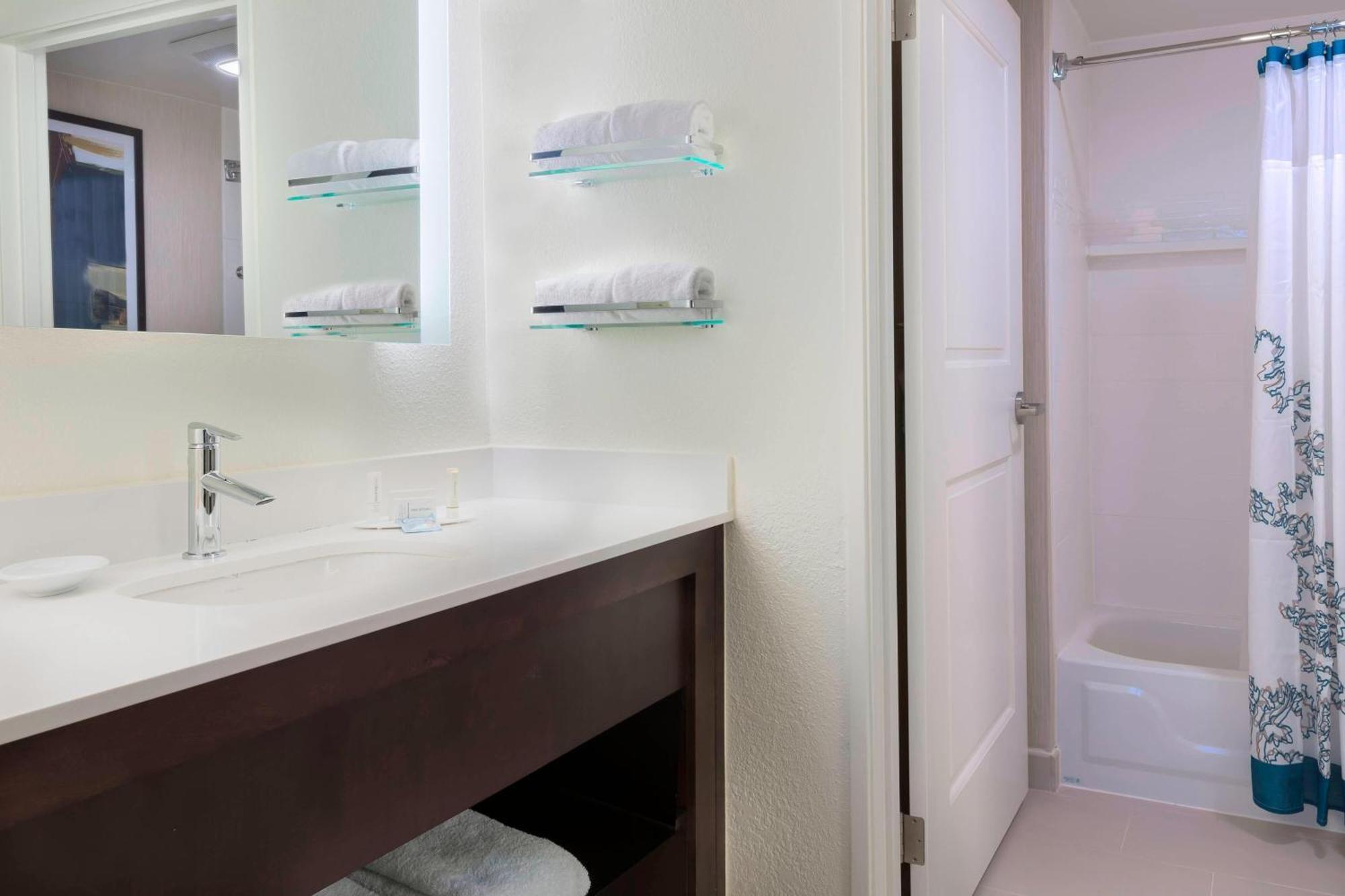 Residence Inn Tallahassee North I-10 Capital Circle Bagian luar foto