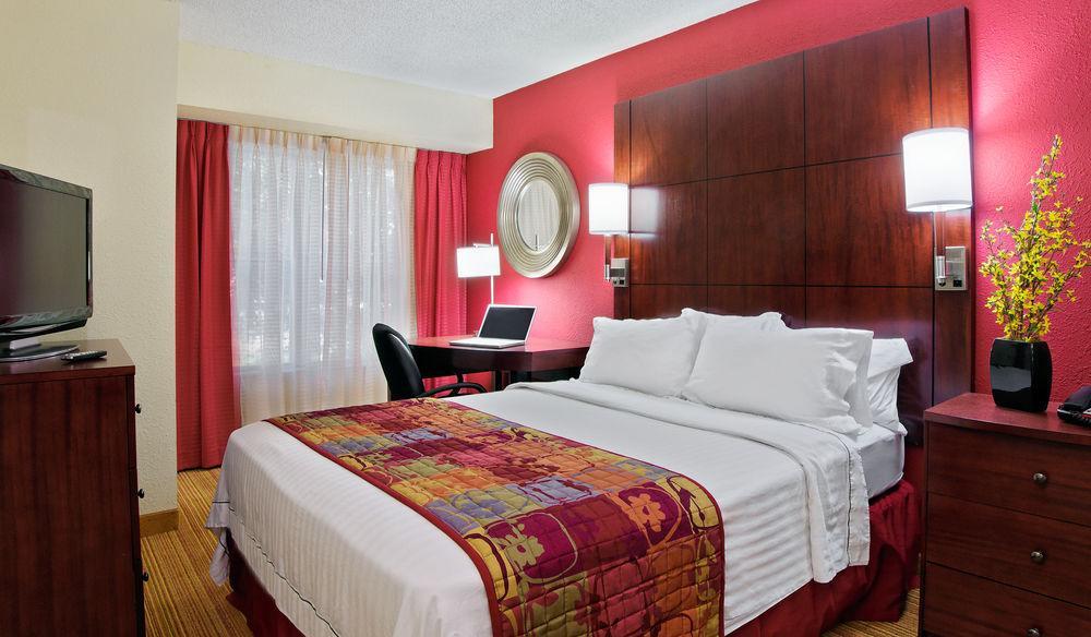 Residence Inn Tallahassee North I-10 Capital Circle Bagian luar foto